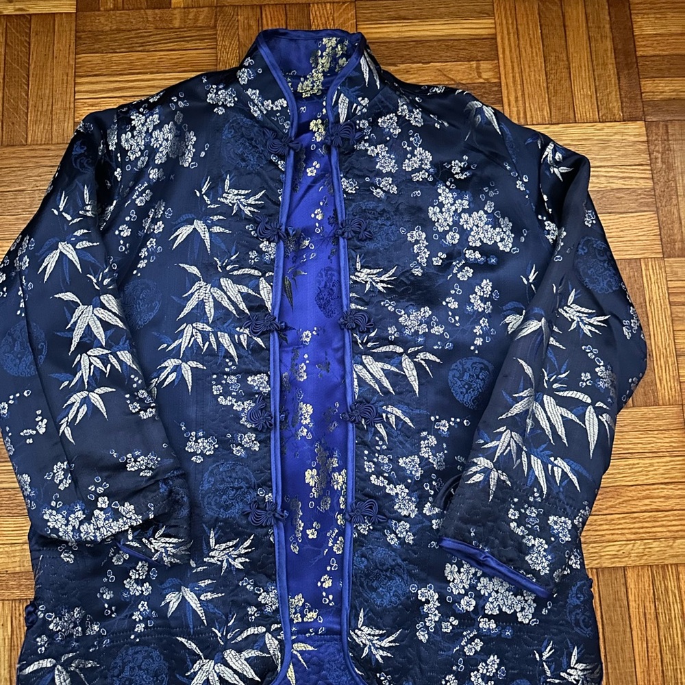 Elegant Blue Floral Embroidered Jacket